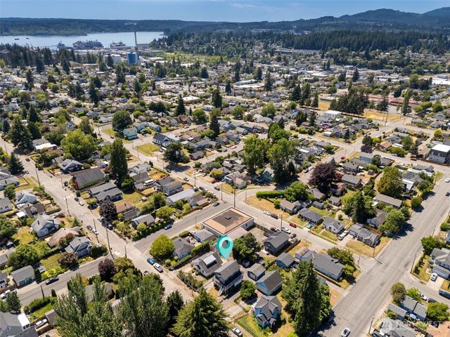 1011 Pennsylvania Avenue, Bremerton, WA 98337