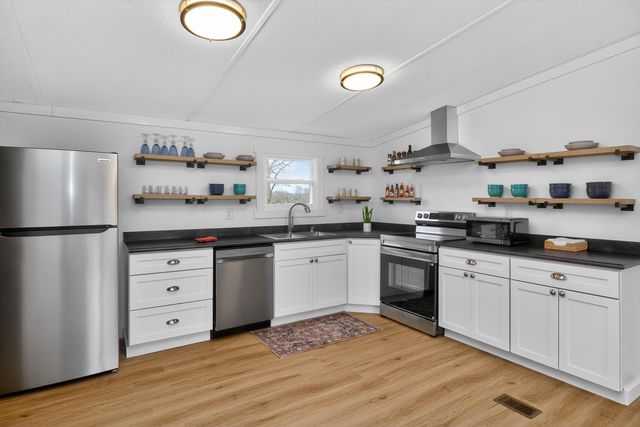 252 Oster Drive, Harrodsburg, KY 40330