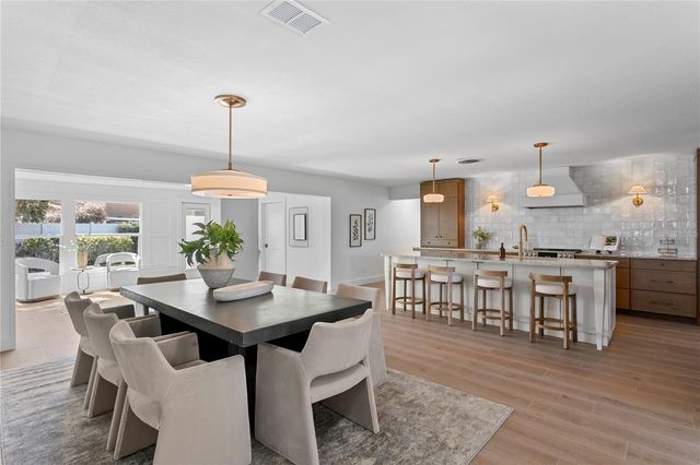 1182 41ST AVENUE NE, St Petersburg, FL 33703