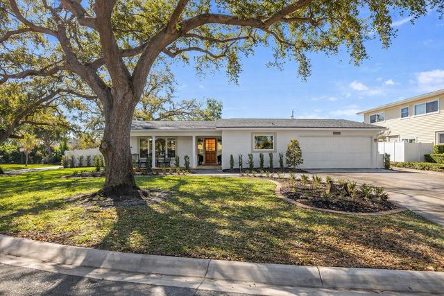 1182 41ST AVENUE NE, St Petersburg, FL 33703