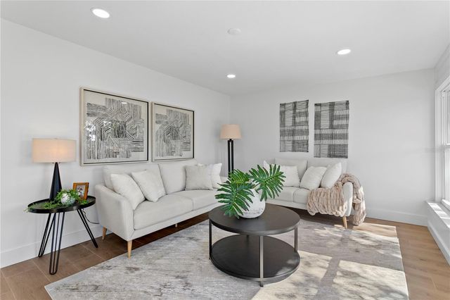 1182 41ST AVENUE NE, St Petersburg, FL 33703