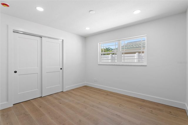 1182 41ST AVENUE NE, St Petersburg, FL 33703