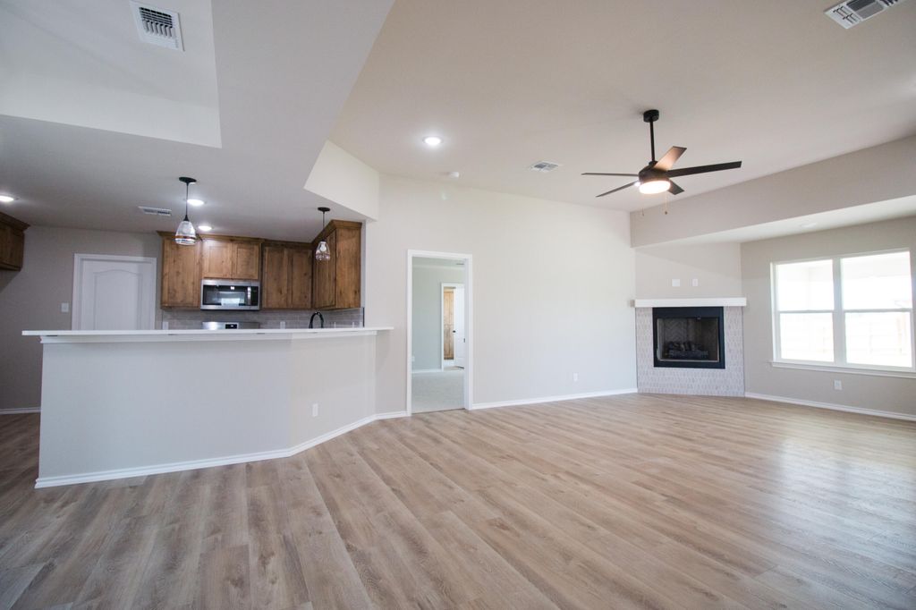 Image 3 of property listing at 4317 Rimrock Ridge, San Angelo, TX 76904