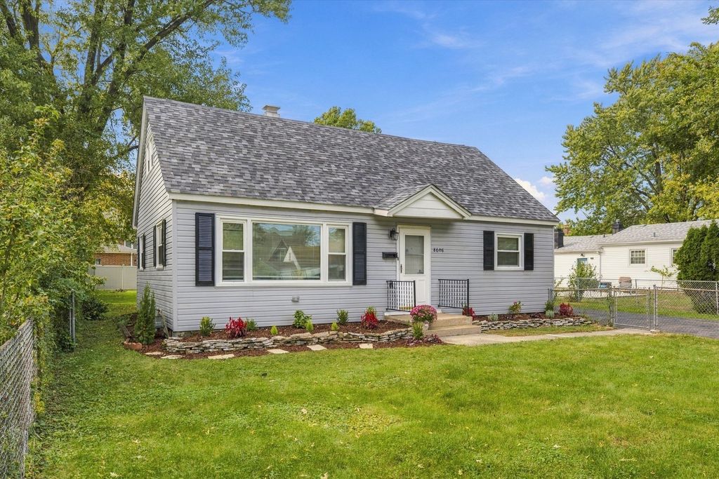 8608 Oak Park Avenue, Burbank, IL 60459 — photo 3