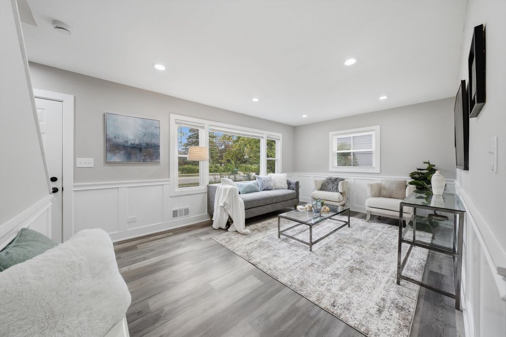 8608 Oak Park Avenue, Burbank, IL 60459 — photo 5