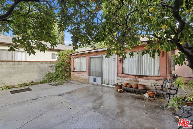 14308 Califa Street, Van Nuys (los Angeles), CA 91401