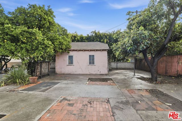 14308 Califa Street, Van Nuys (los Angeles), CA 91401