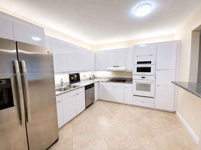 8855 Collins Avenue 6H, Surfside, FL 33154