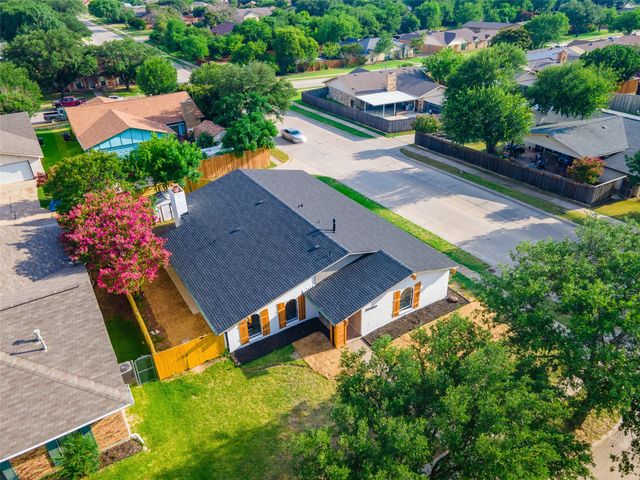 5000 Brandenburg Lane, The Colony, TX 75056