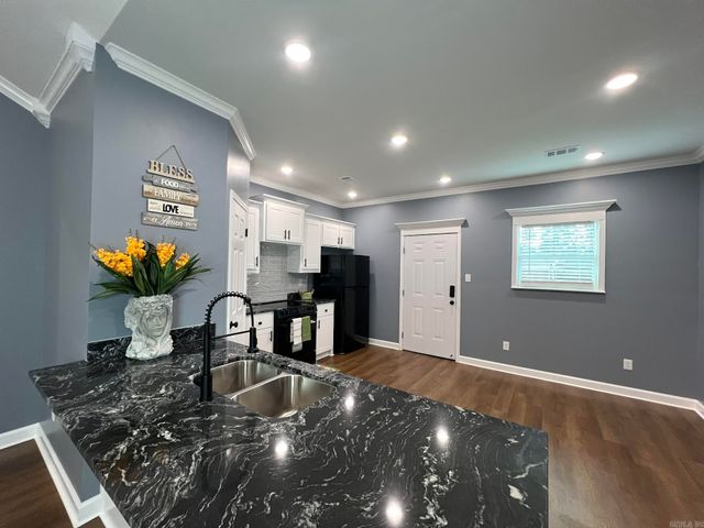 65 Springtree, Little Rock, AR 72209