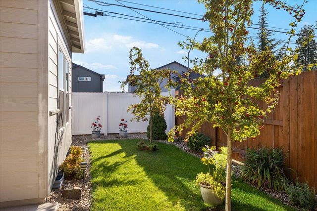 672 Heber Lane, Medford, OR 97501