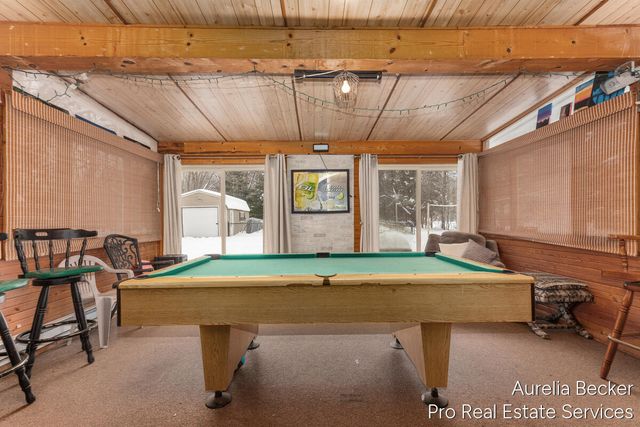 225 11 Mile Road, Sparta, MI 49345