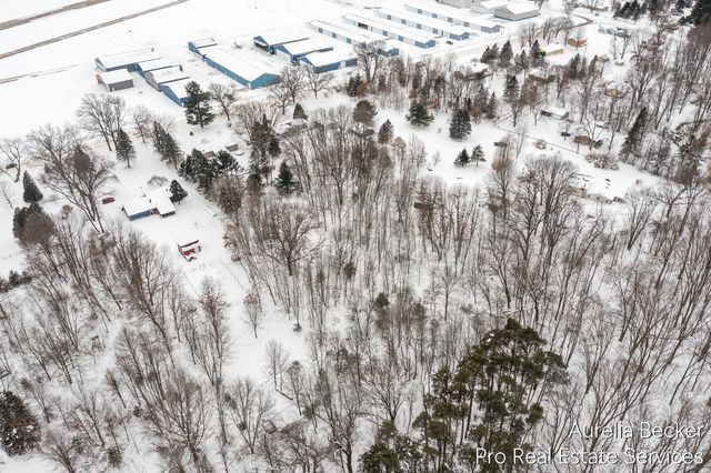 225 11 Mile Road, Sparta, MI 49345