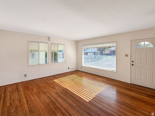 4579 S 250 E, Washington Terrace, UT 84405