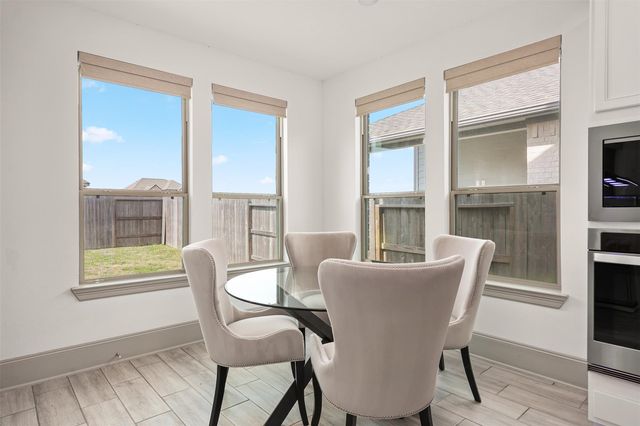 2225 Bellano Bay Drive, Texas City, TX 77568