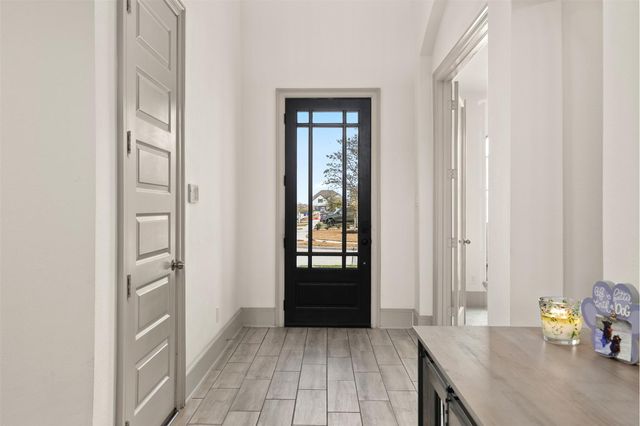 2225 Bellano Bay Drive, Texas City, TX 77568