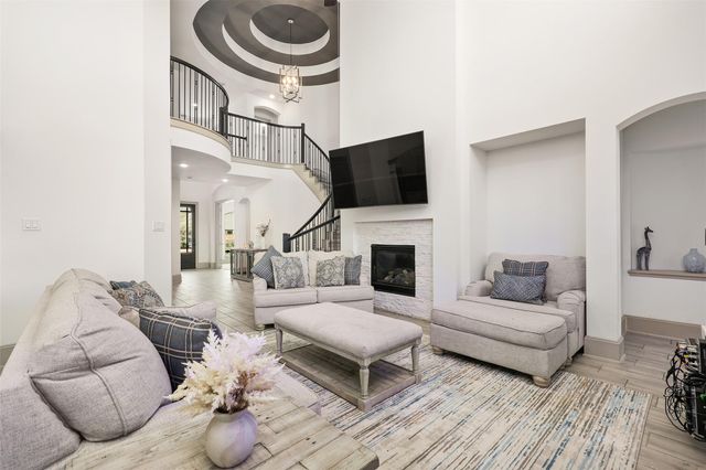 2225 Bellano Bay Drive, Texas City, TX 77568