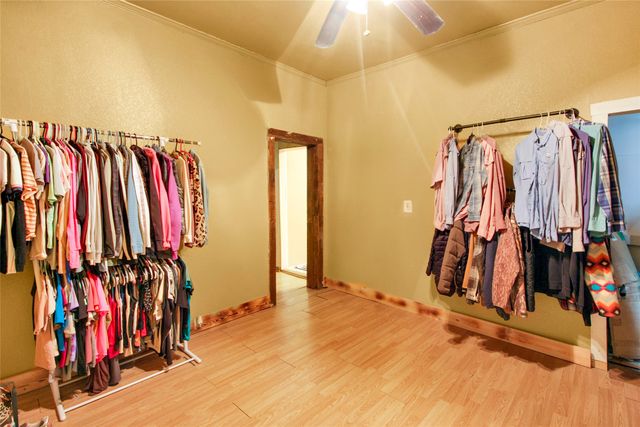 334 N Knox Street, Jacksboro, TX 76458