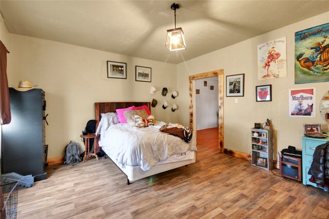 334 N Knox Street, Jacksboro, TX 76458