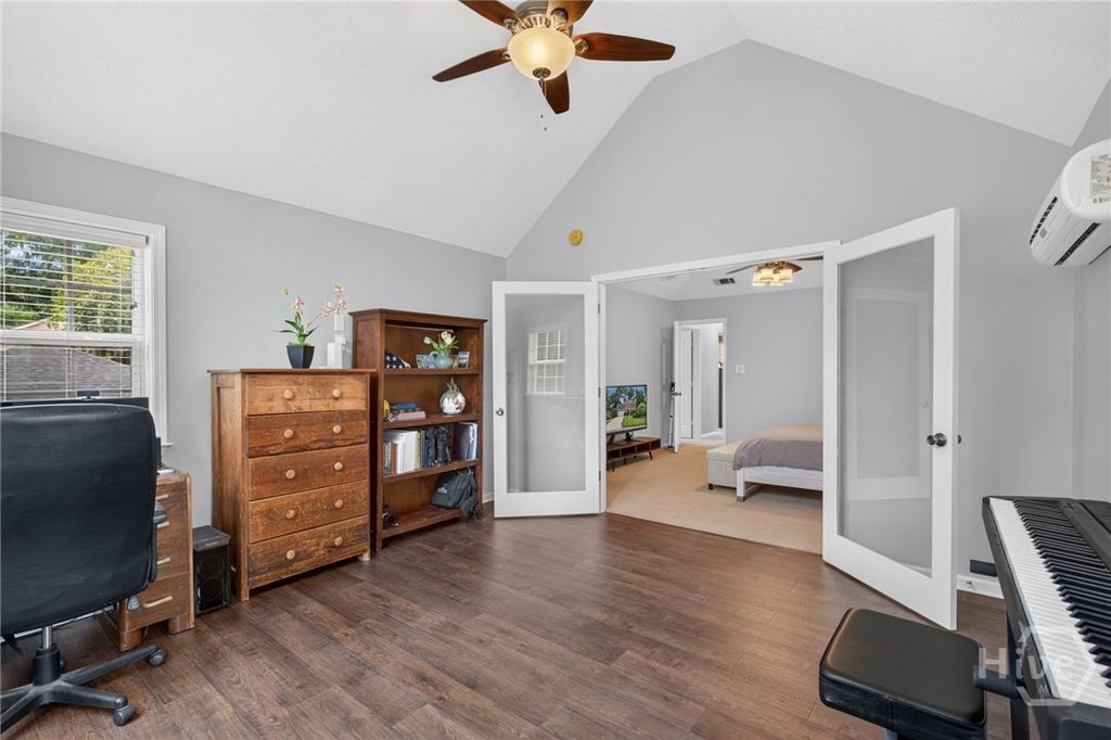 Image 24 of property listing at 27 River Bluff Drive, Savannah, GA 31406