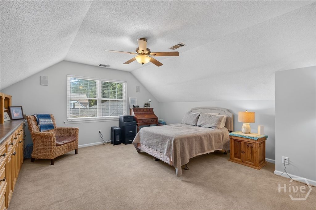 Image 28 of property listing at 27 River Bluff Drive, Savannah, GA 31406