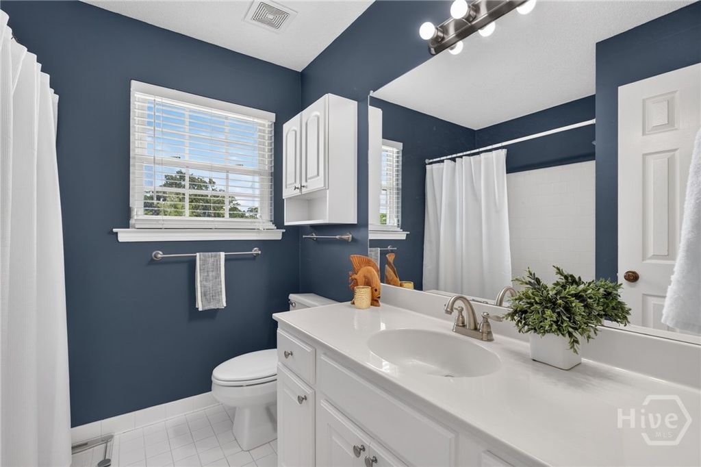 Image 30 of property listing at 27 River Bluff Drive, Savannah, GA 31406