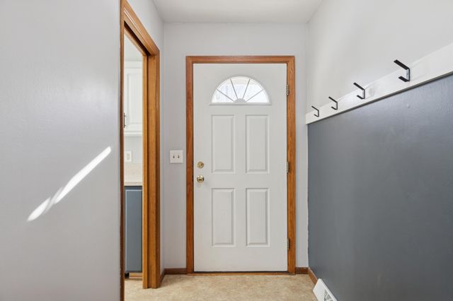 2912 W 88th Street, Bloomington, MN 55431