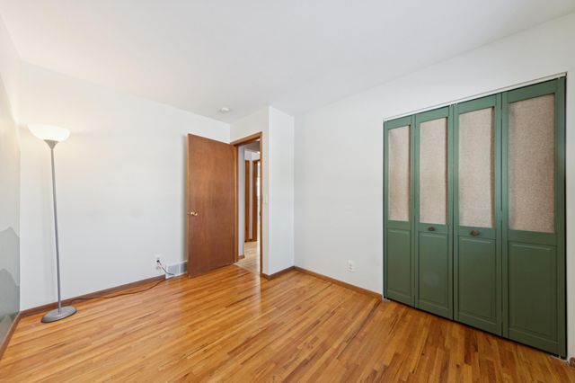 2912 W 88th Street, Bloomington, MN 55431