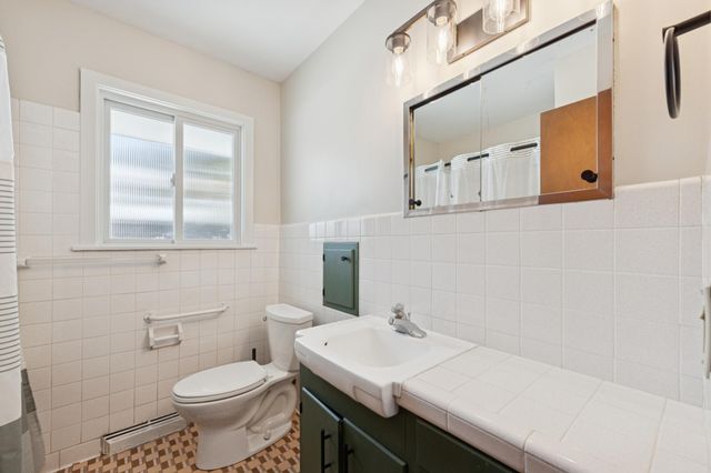 2912 W 88th Street, Bloomington, MN 55431