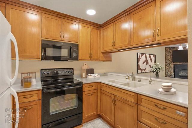 329 Gracie Rd, Nevada City, CA 95959