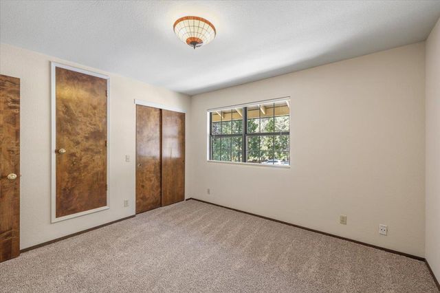 329 Gracie Rd, Nevada City, CA 95959