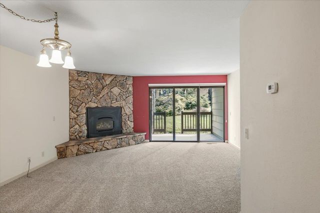 329 Gracie Rd, Nevada City, CA 95959