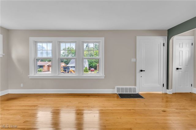 4409 Milford Avenue, Parma, OH 44134