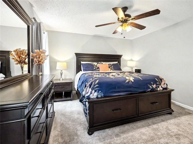 916 Little River Lane, Woodstock, GA 30189