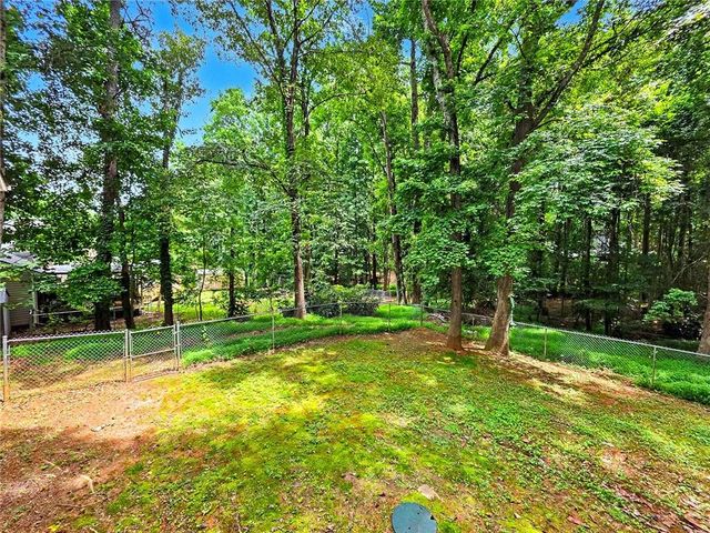 916 Little River Lane, Woodstock, GA 30189