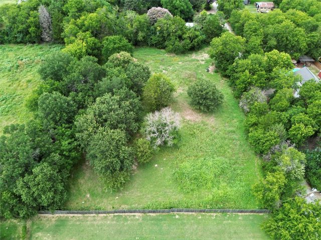 210 Forest Lane, Kemp, TX 75143