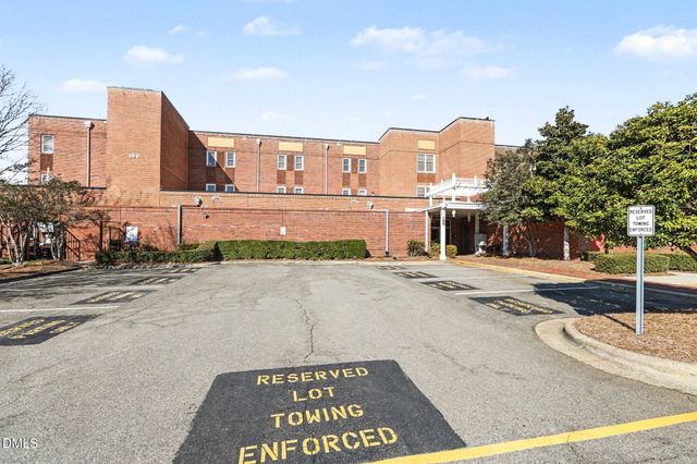 122 Meadowmont Village Circle Unit 122, Chapel Hill, NC 27517