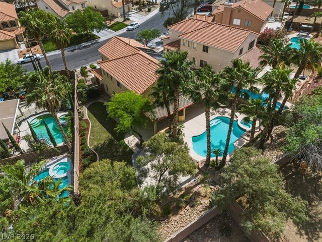 1957 Sondrio Drive, Las Vegas, NV 89134