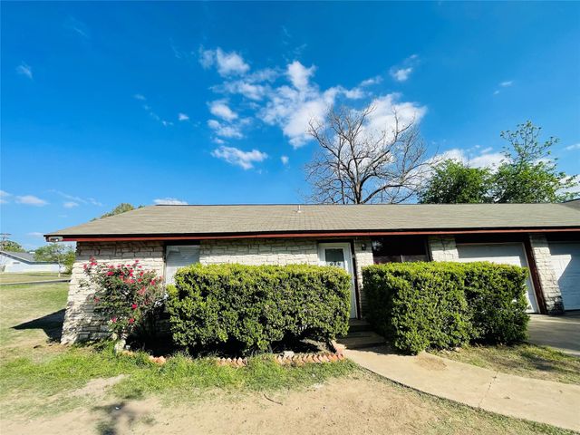 7402 Geneva DR A, Austin, TX 78723