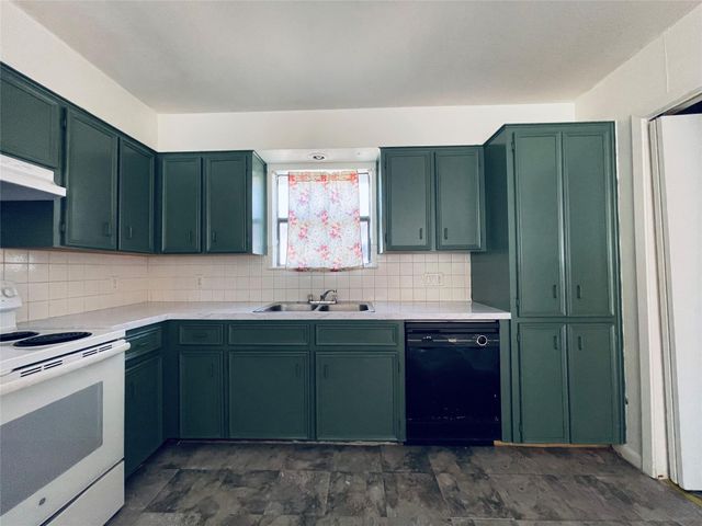 7402 Geneva DR A, Austin, TX 78723