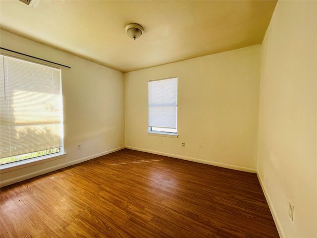 7402 Geneva DR A, Austin, TX 78723