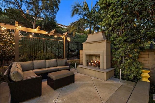 27694 Manor Hill Road, Laguna Niguel, CA 92677