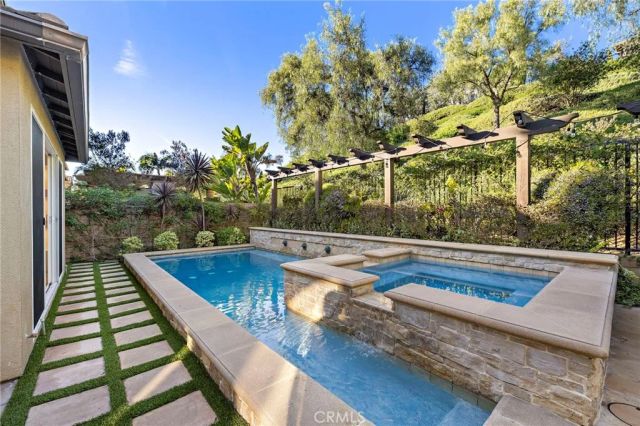 27694 Manor Hill Road, Laguna Niguel, CA 92677