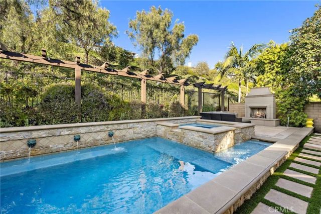 27694 Manor Hill Road, Laguna Niguel, CA 92677