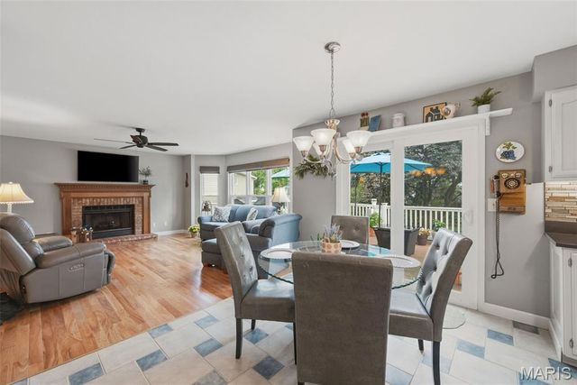 1010 Waldo Lane, St Charles, MO 63304