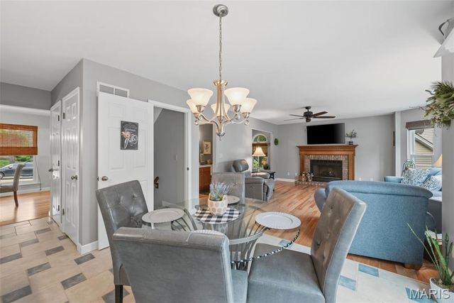 1010 Waldo Lane, St Charles, MO 63304