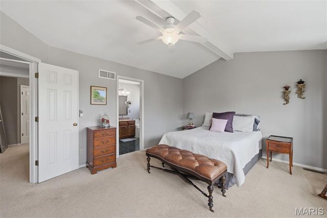 1010 Waldo Lane, St Charles, MO 63304