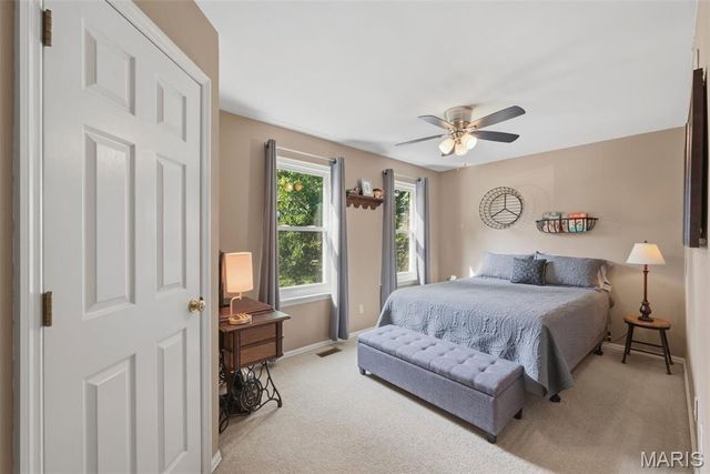 1010 Waldo Lane, St Charles, MO 63304