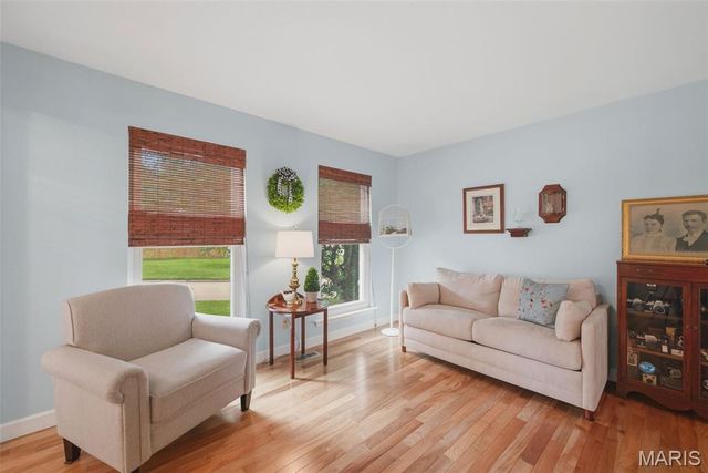1010 Waldo Lane, St Charles, MO 63304