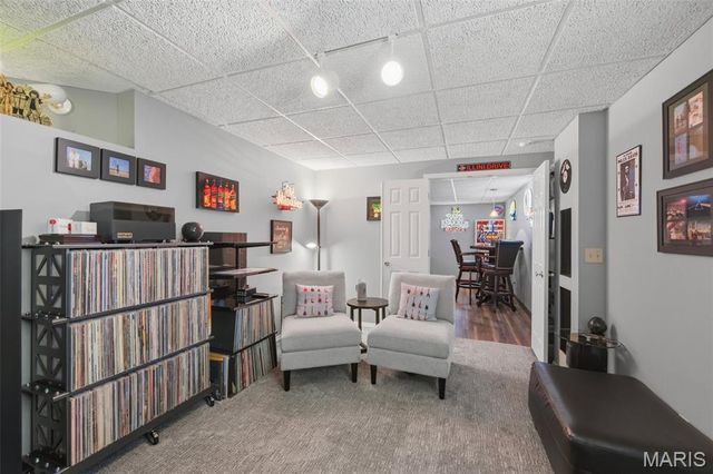 1010 Waldo Lane, St Charles, MO 63304